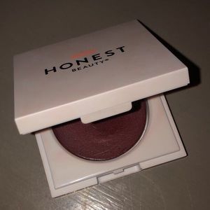 Honest Beauty Cream Blush in Plum Berry